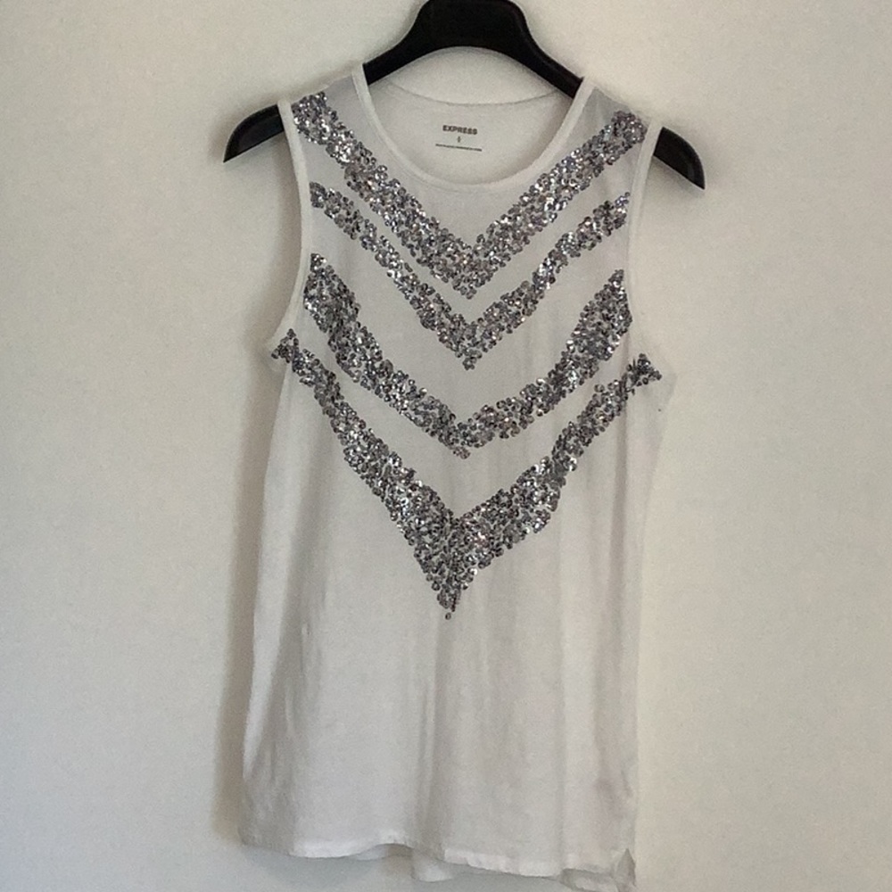 Tank top with glitter design